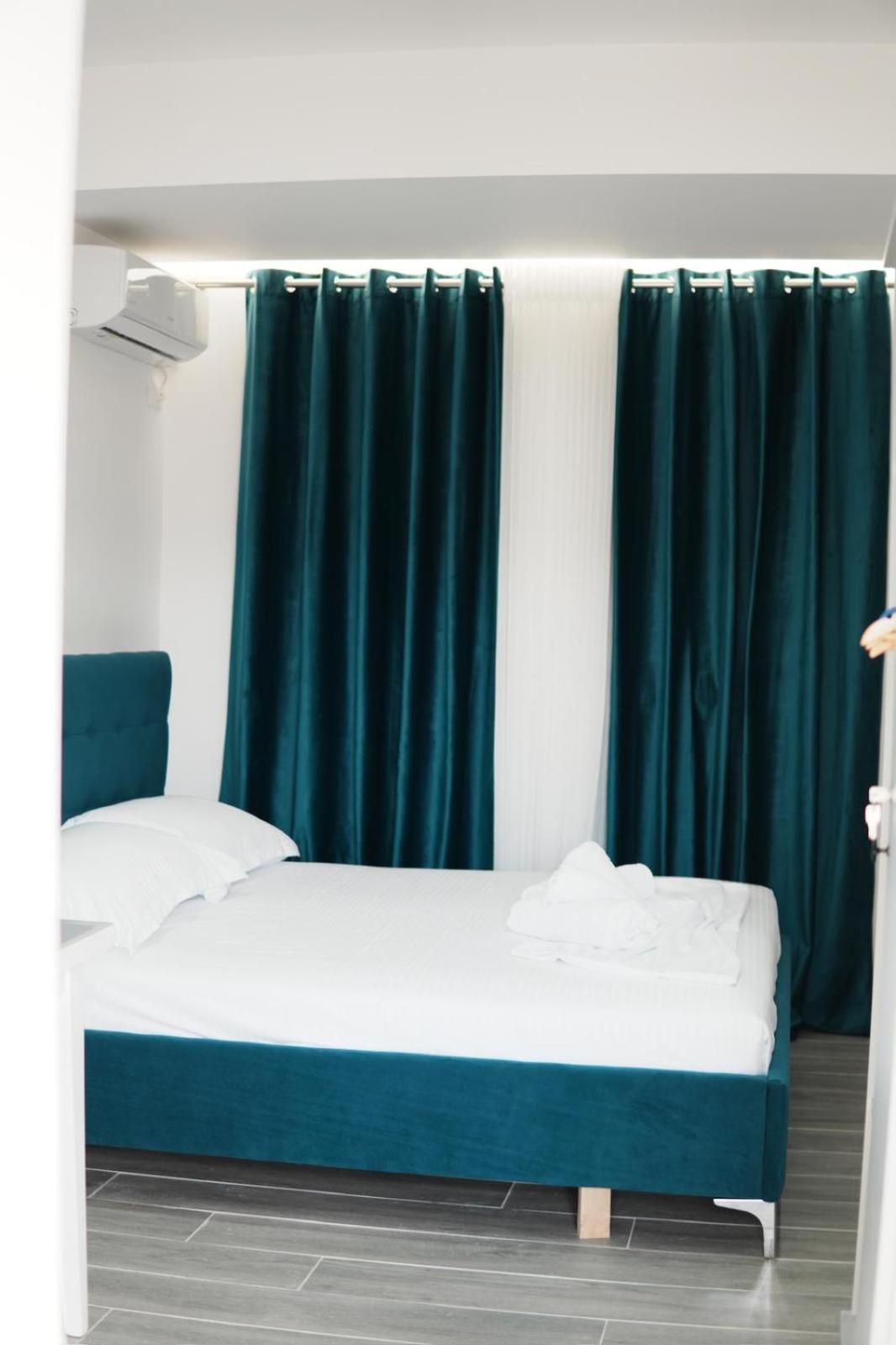 Gardenia Rooms ซารานเดอ ภายนอก รูปภาพ